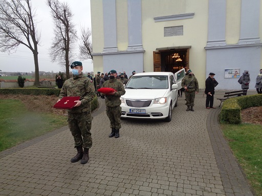 m175041201 943466116484452 7828644568698340100 n